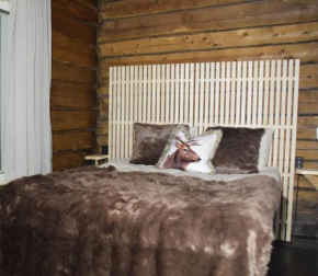 Pine Forest Log House Rovaniemi